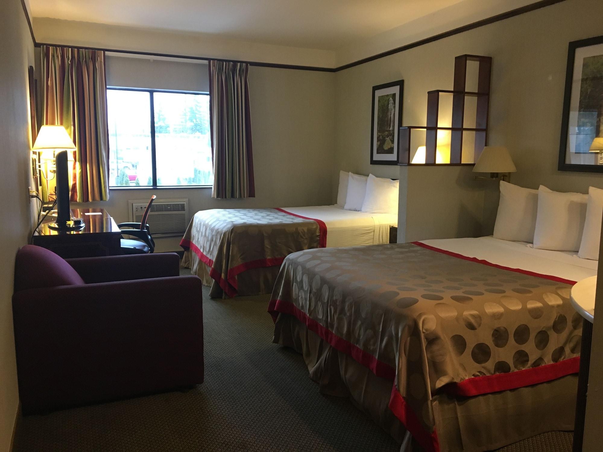 Ramada By Wyndham Portland Airport Hotel Екстериор снимка